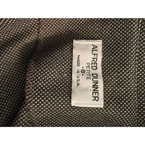 Alfred Dunner black/gray 2 piece pant suit. Size 8P. - Picture 7 of 8